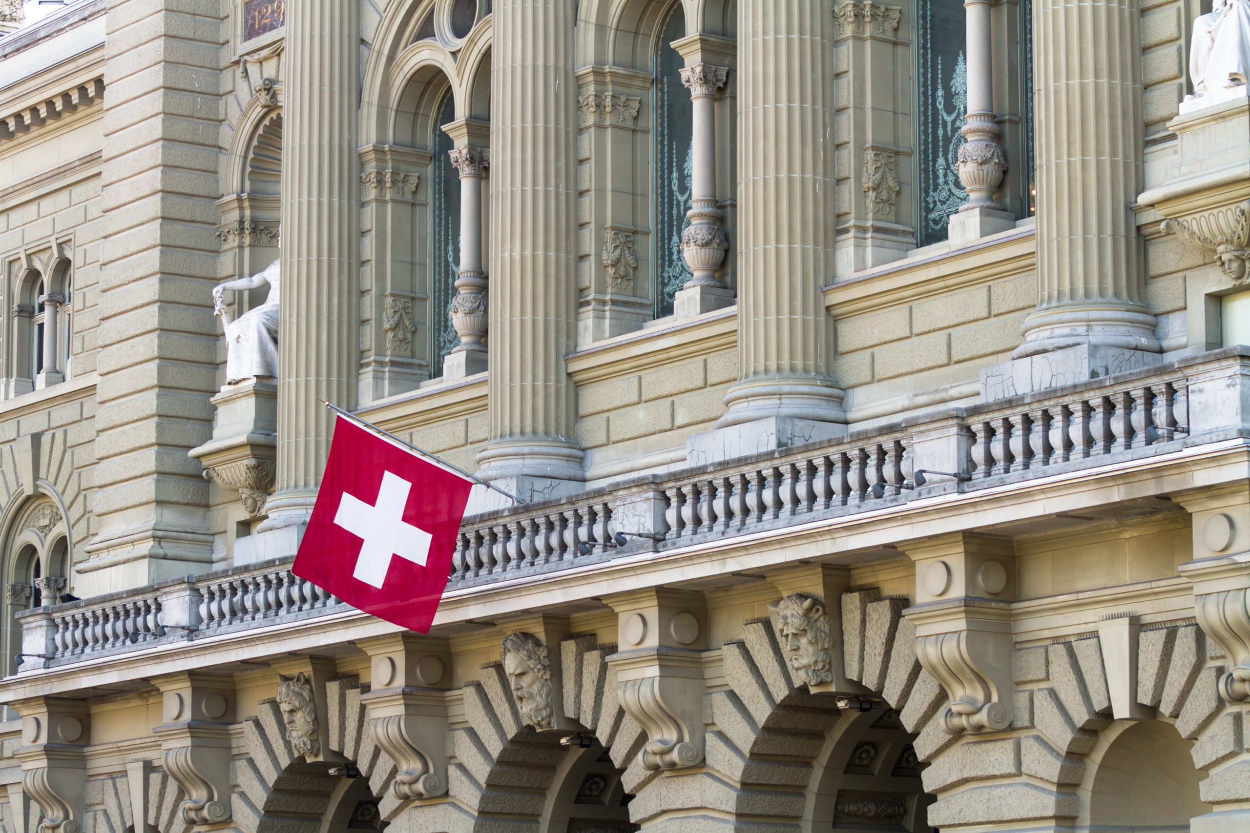 Die Schweiz – ein neuer Hafen der Geldwäscherei