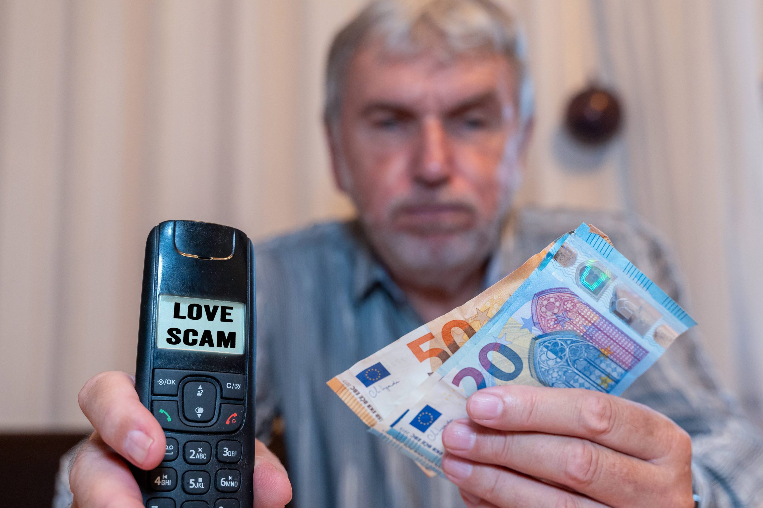 NEWS: UK banks missed romance scam red flags, including case that cost victim £428,000 – FCA - AML Intelligence