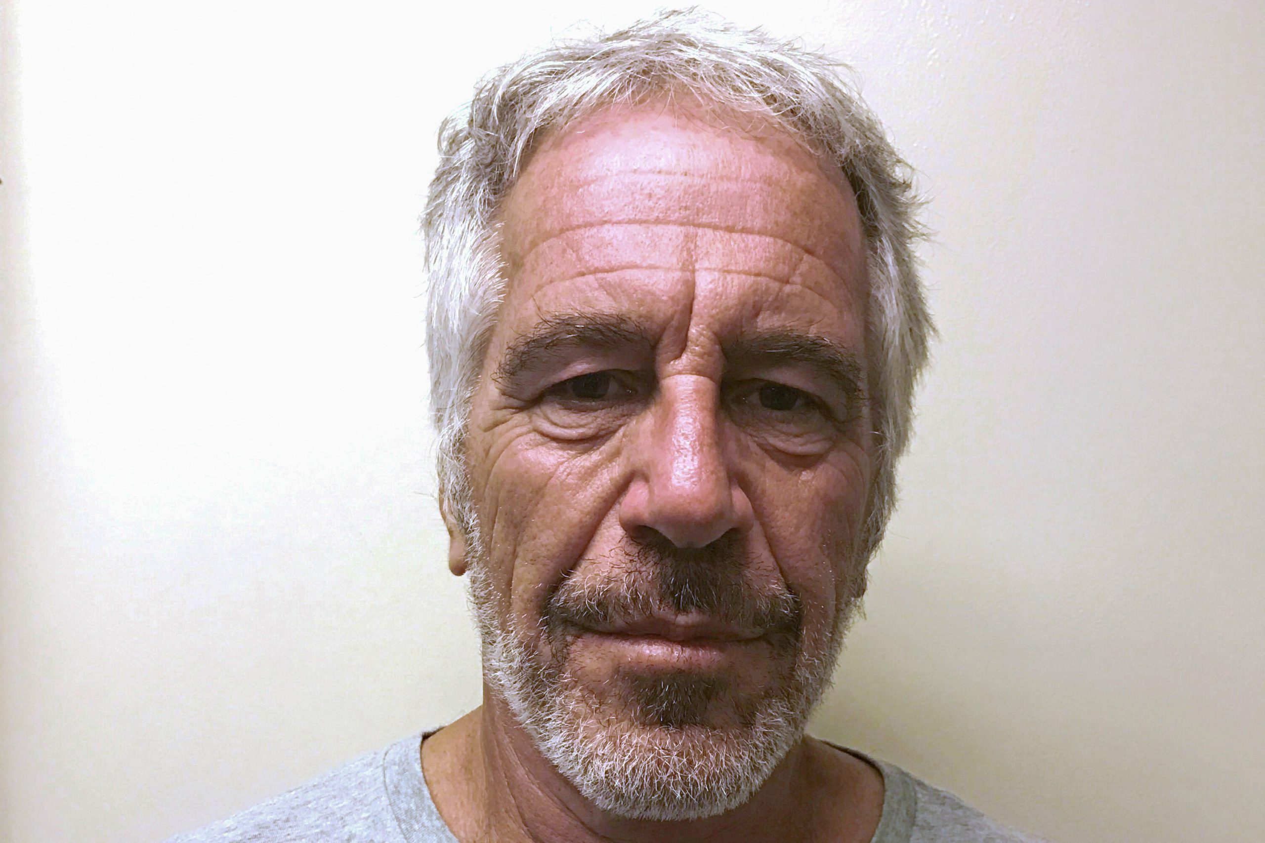 NEWS: US Senator urges regulators to probe Wall Street banks over Epstein accounts